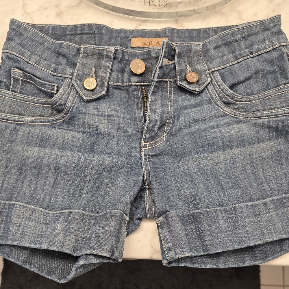 SeeThruSoul Jean Shorts size 27 excellent condition